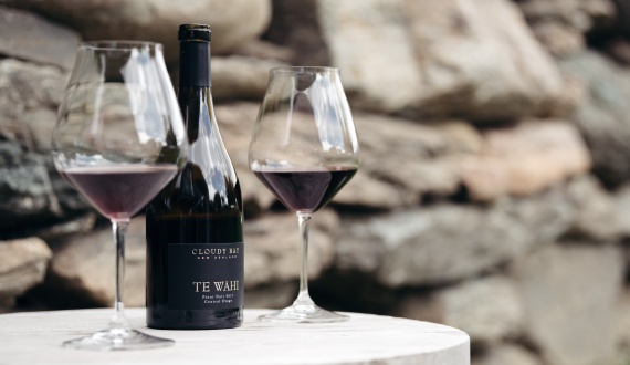 Calvert fruit destined for Cloudy Bay Vineyards, Marlborough